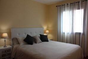 2 bedrooms, in-room safe, travel crib, WiFi - Casa Luque (Tijarafe)