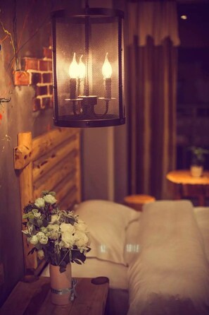 Classic Twin Room | Desk, blackout curtains, free WiFi - Zhangjiajie Interval Time Travel Inn (Zhangjiajie)