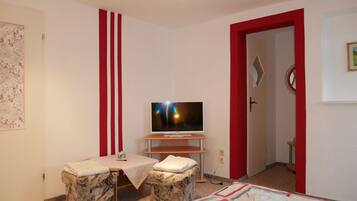 3 sovrum, strykjÀrn/strykbrÀda, wi-fi och sÀngklÀder