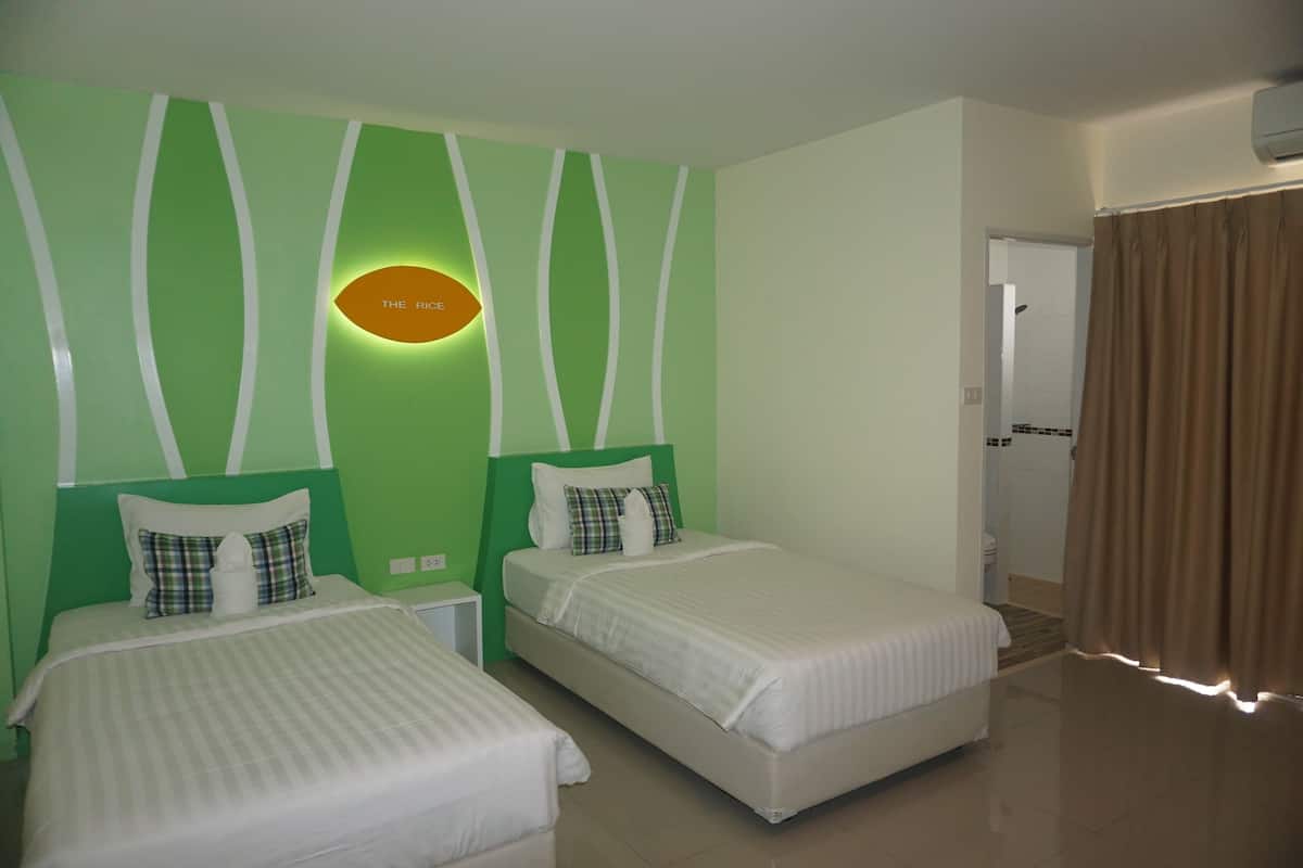 Superior İki Ayrı Yataklı Oda | Minibar, güneşlik/perde, portatif/ilave yatak