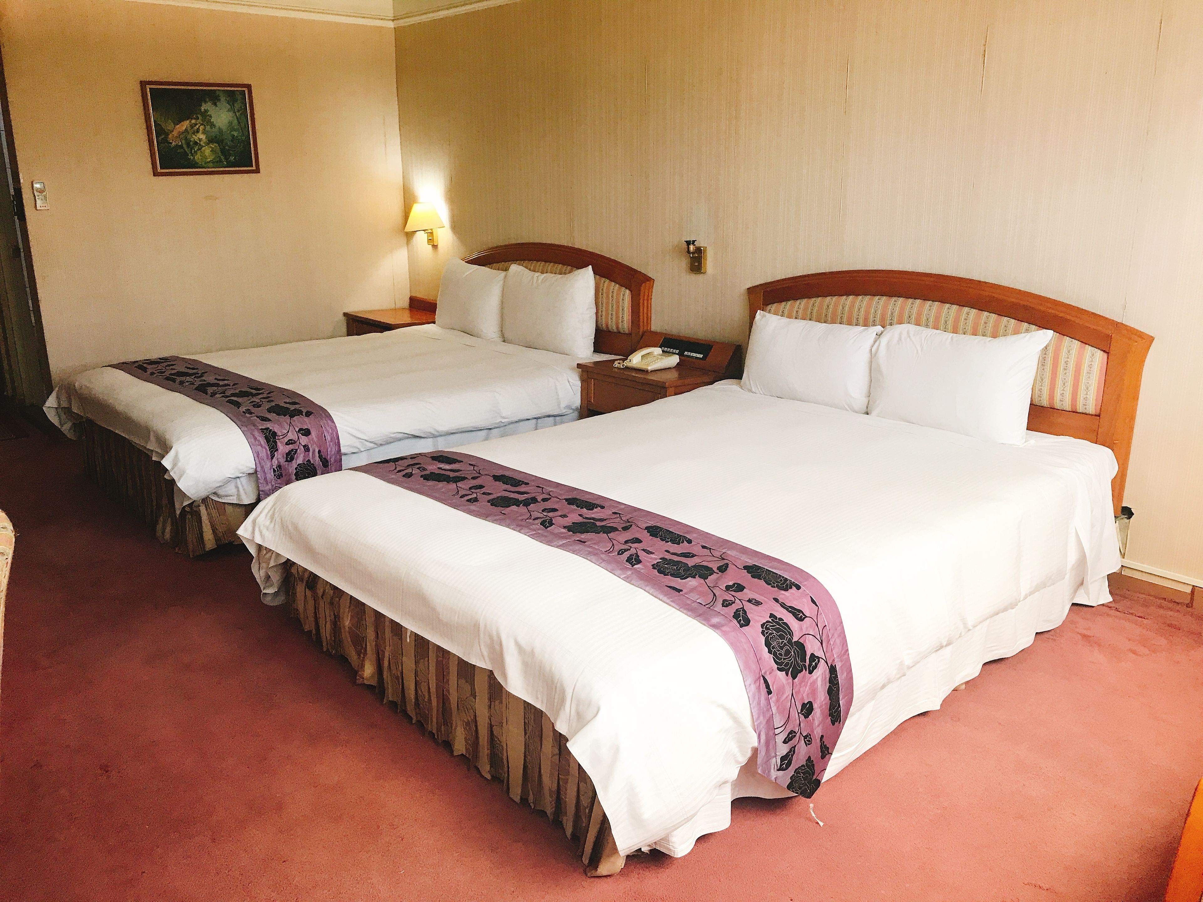 스탠다드 쿼드룸, 침실 1개, 욕조 | 책상, 암막 커튼, 무료 WiFi, 침대 시트