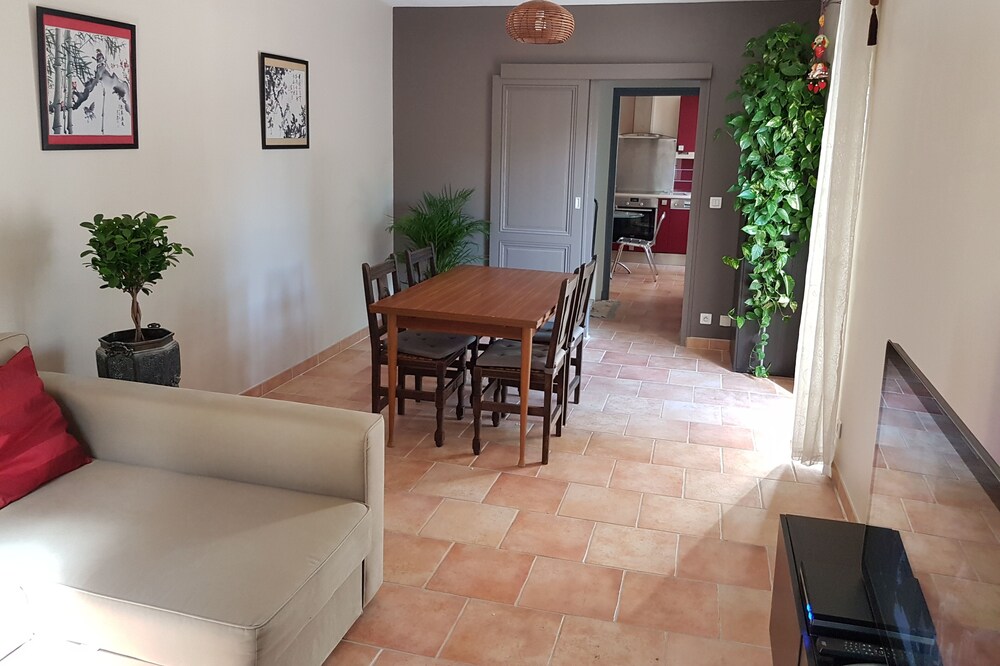 House in downtown Narbonne