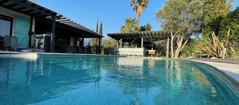 Superb farmhouse in a beautiful green setting, breathtaking view of the Canigou 