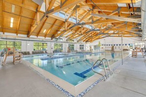 Pool - Inside Sunriver Village near local shops, eateries (Sunriver)