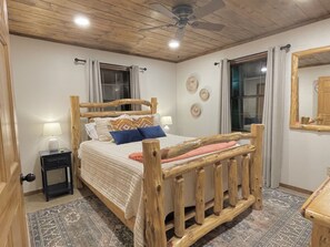 3 bedrooms, iron/ironing board, travel crib, free WiFi