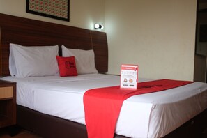 โต๊ะทำงาน, Wi-Fi ฟรี, ผ้าปูที่นอน