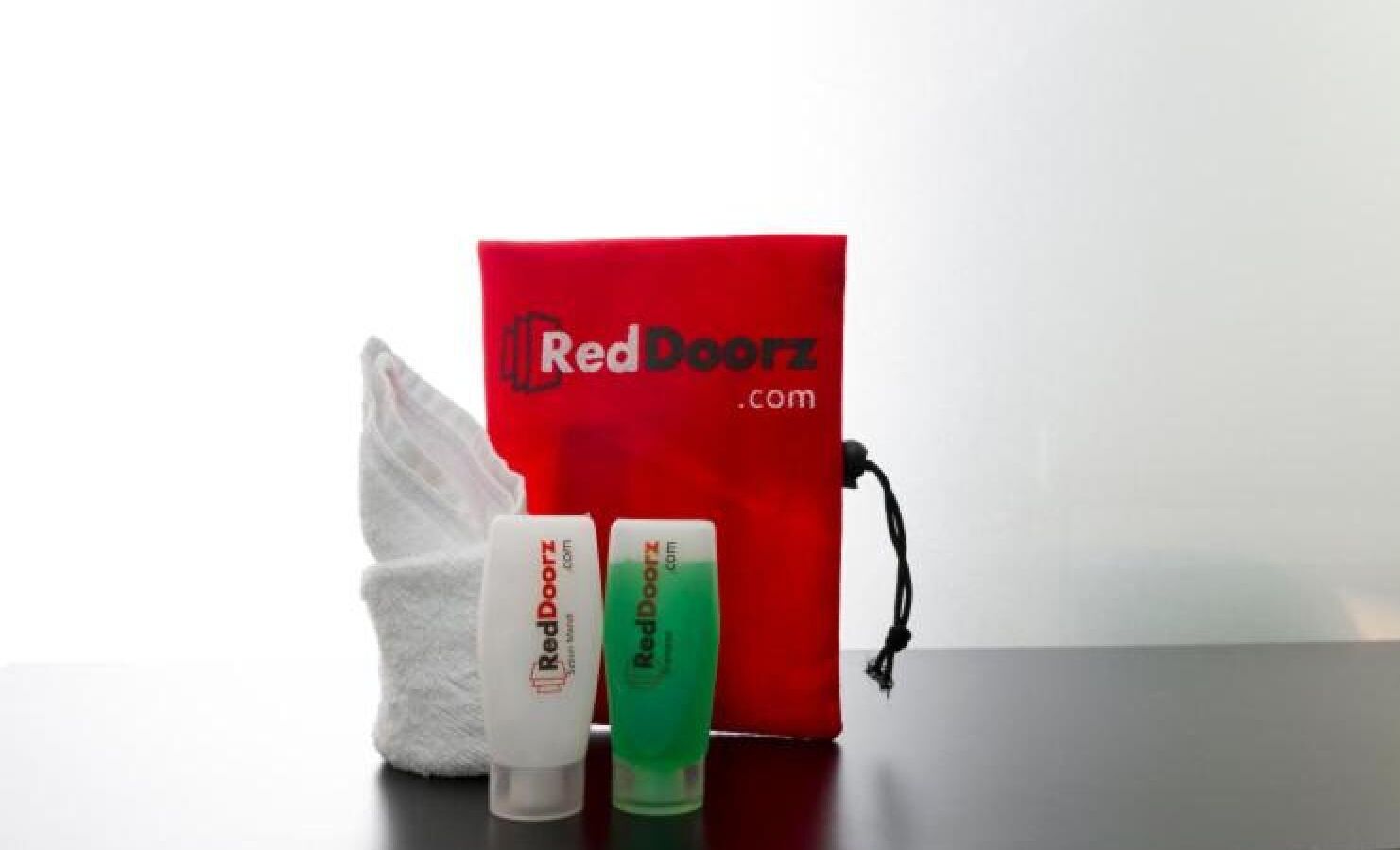 Photo - RedDoorz Plus near Mall Ciputra Jakarta