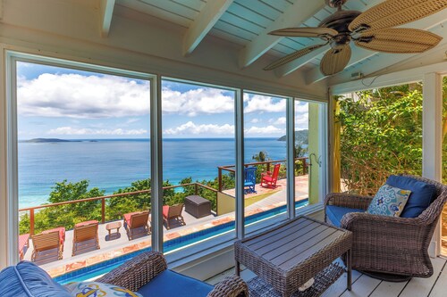 4 King Ensuite Suites | Ideal for 4 Couples | Heated Pool & Sunset View