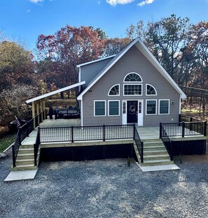 Exterior - Beautiful Chalet-style home in private setting close to slopes, beach & pool!! (Jim Thorpe)