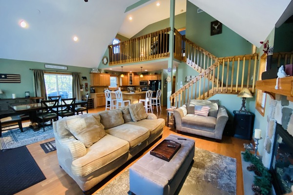 Smart-TV, Kamin, Stereoanlage