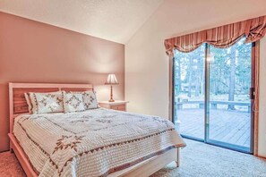 3 室のベッドルーム、アイロン / アイロン台、WiFi