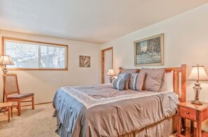 3 bedrooms, iron/ironing board, WiFi
