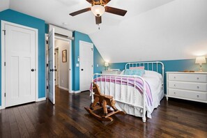 5 sovrum, strykjärn/strykbräda, gratis wi-fi och sängkläder