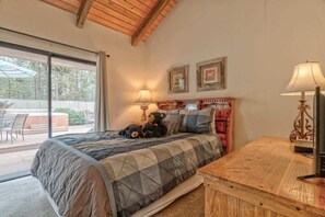 5 bedrooms, iron/ironing board, WiFi