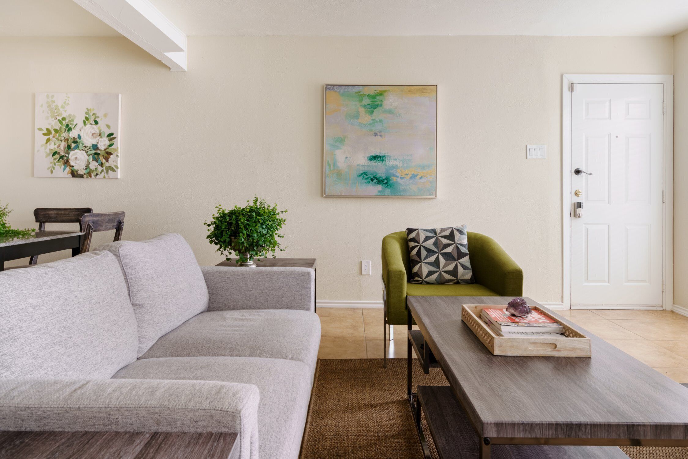 Stylish pad with patio and trail access