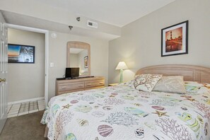 4 chambres, fer et planche à repasser, accès au Wi-Fi (inclus)