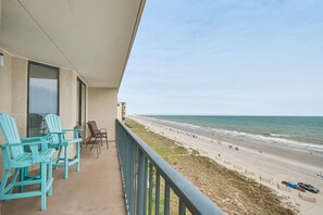 Property grounds - Oceanfront Corner Condo - Beach Club I 8F (North Myrtle Beach)