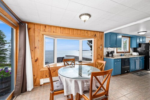 Spectacular lake view!