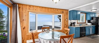 Spectacular lake view!