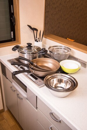 Private Vacation Home | Private kitchenette