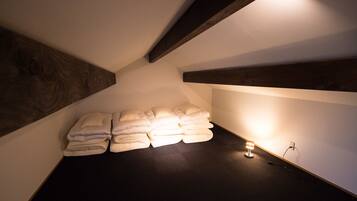 Private Vacation Home | 3 bedrooms, blackout drapes, iron/ironing board, free WiFi