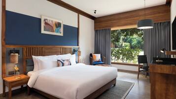 Suite, 1 Bedroom (Outdoor Living Area) | Premium bedding, minibar, in-room safe, individually decorated