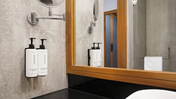 Shower, eco-friendly toiletries, hair dryer, slippers