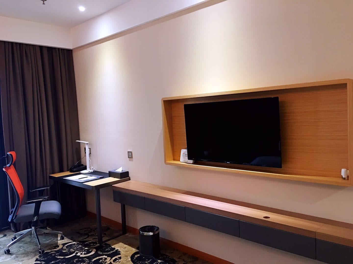 deluxe double room | room amenity