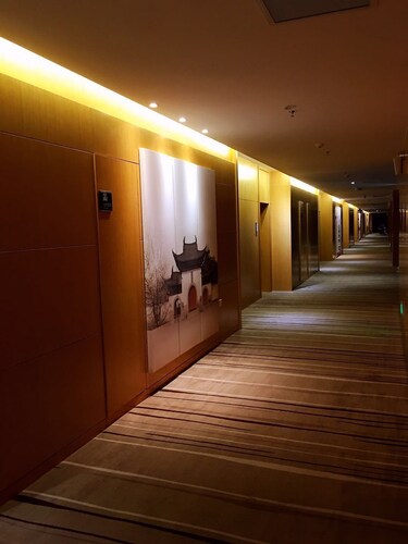 New Beacon Airport International Hotel