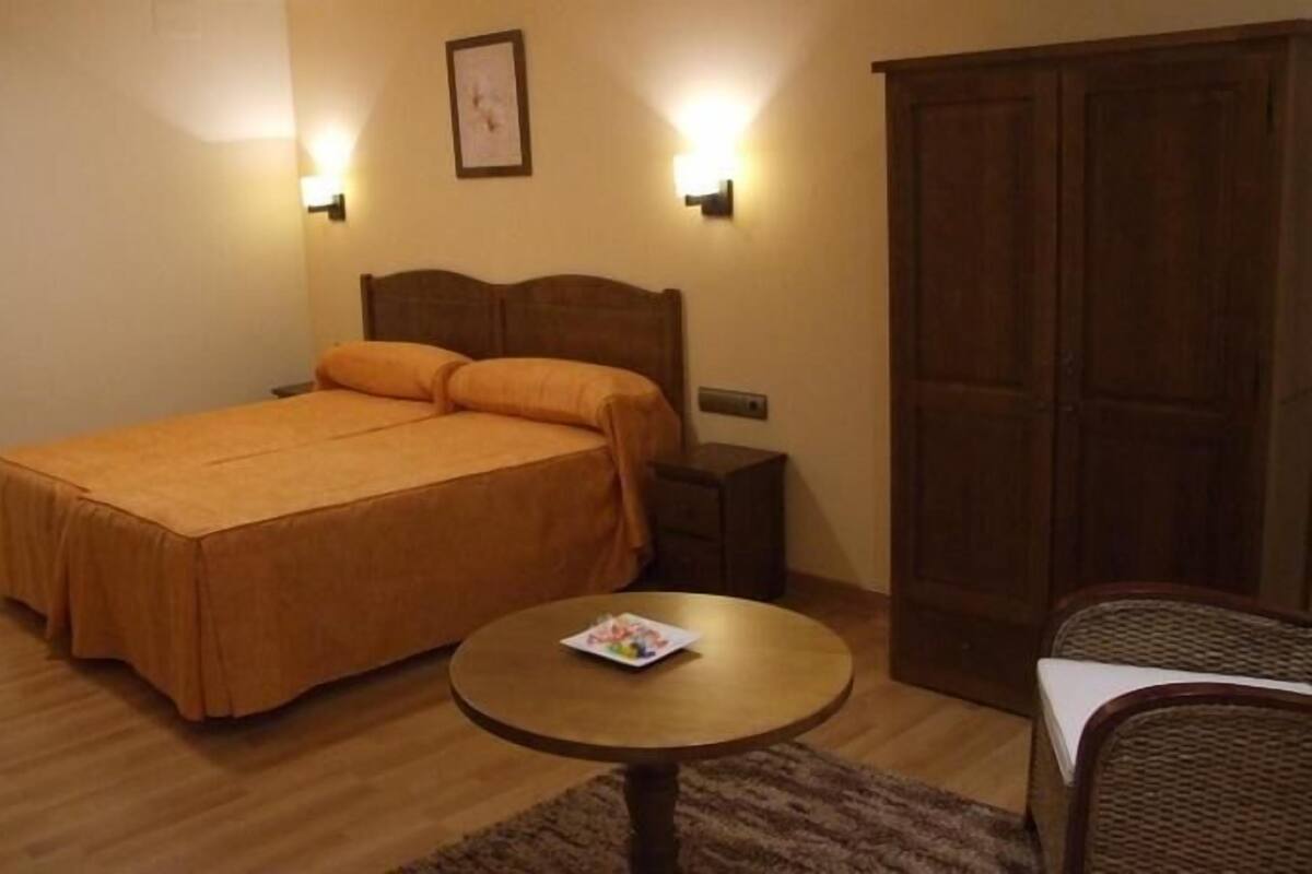 Desk, blackout drapes, soundproofing, rollaway beds (surcharge)