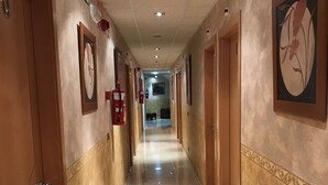 رواق