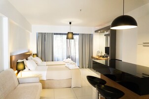 Superior Apartment, Balcony | 1 bedroom, Egyptian cotton sheets, premium bedding, down comforters