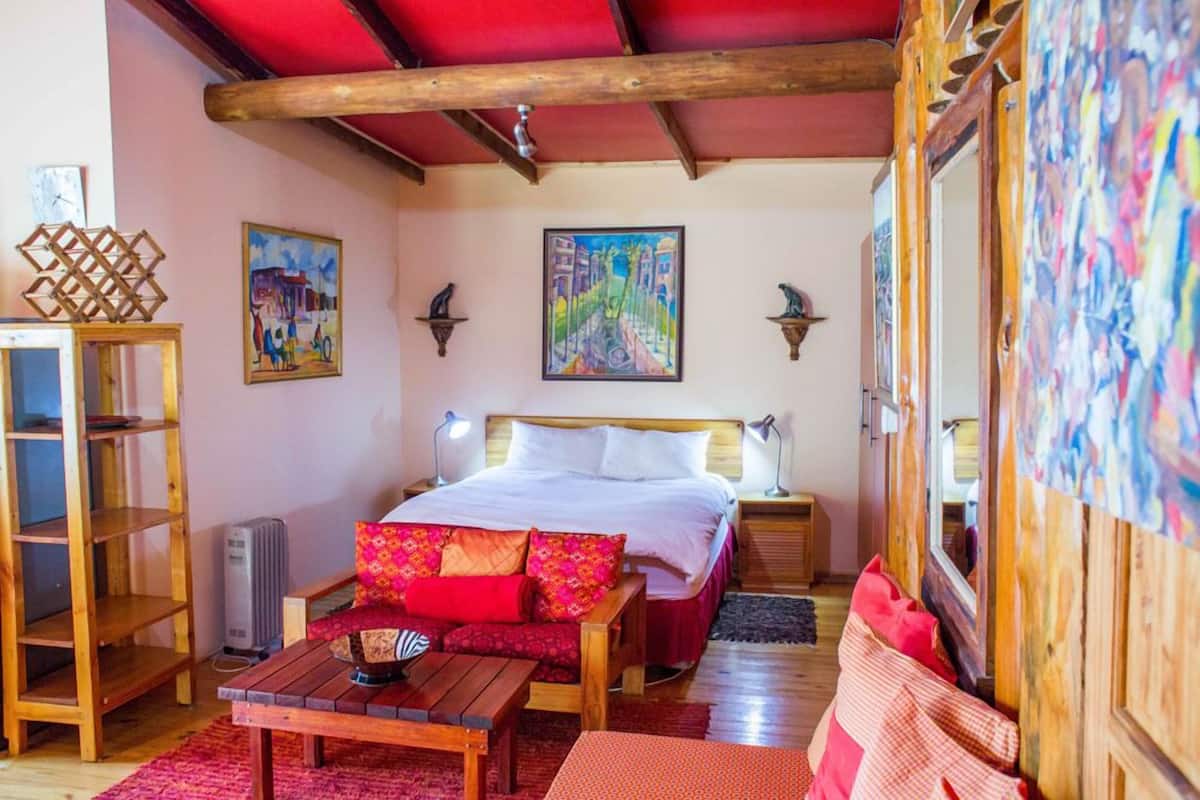 Appartement, 1 slaapkamer | 1 slaapkamer, luxe beddengoed, een kluis op de kamer
