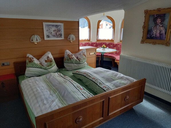 1 bedroom, WiFi, bed sheets