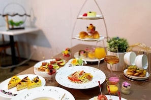 Breakfast served  - Dahengqin Superior Talent Hotel (Hengqin Port Branch) (Zhuhai)
