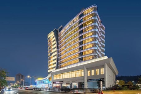 Exterior. Dahengqin Superior Talent Hotel (Hengqin Port Branch)