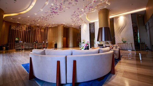 Dahengqin Superior Talent Hotel (Hengqin Port Branch)