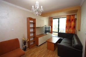 Apartment, 1 Bedroom, City View | Living room | Smart TV - Tanya Hotel (Sunny Beach)