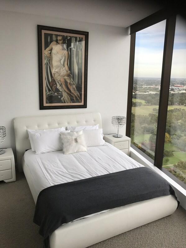 Room - Adelaide Vue penthouse. (Adelaide)