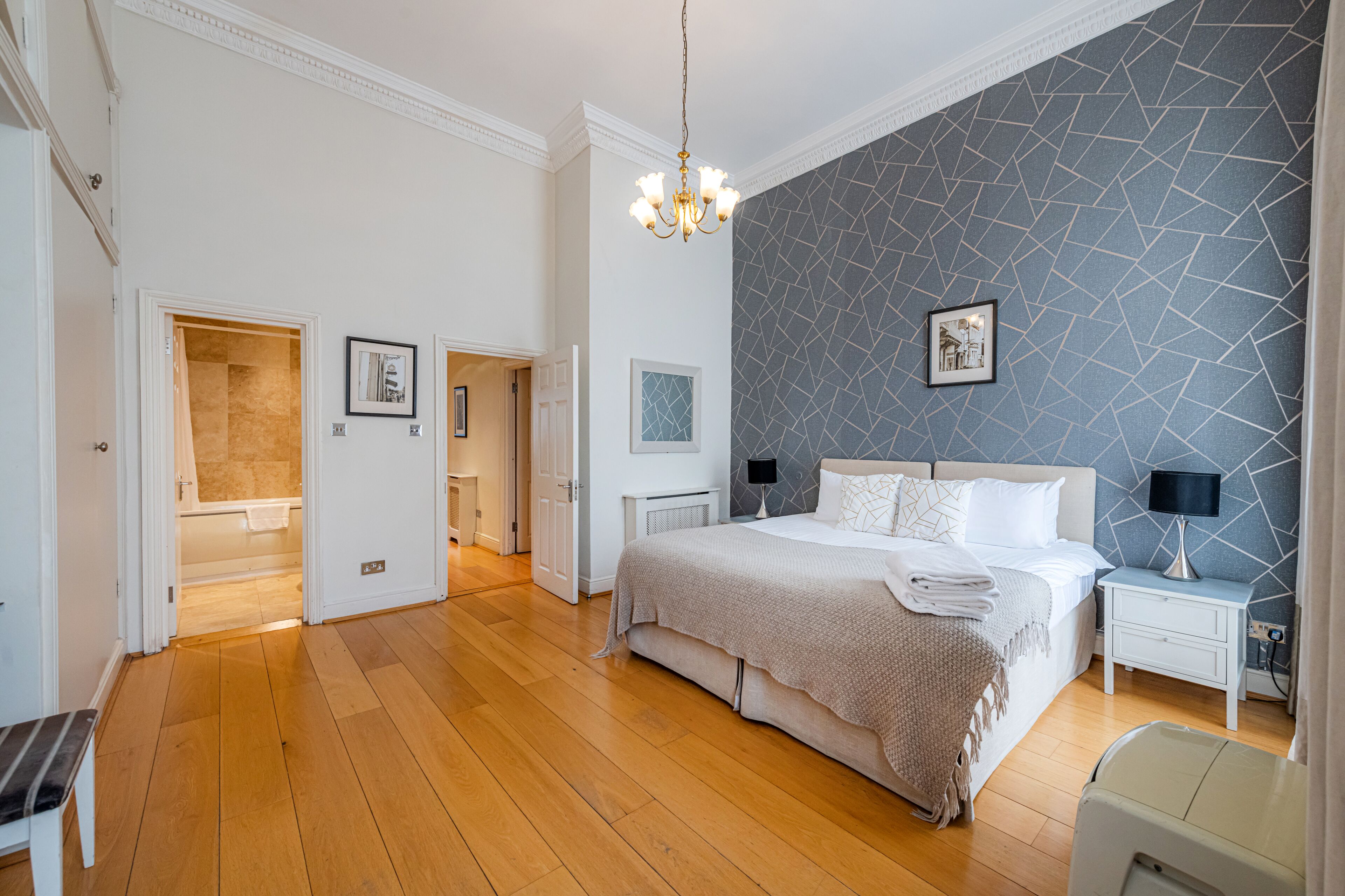 Deluxe Apartment 2 Bedrooms