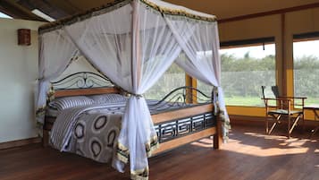 Skrivebord og wi-fi (inkludert)