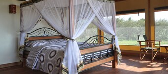 Simba & Oryx Nature Camp