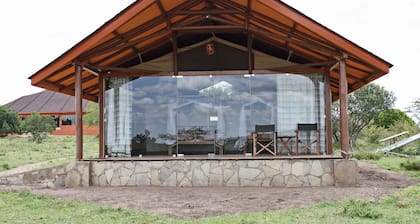 Simba & Oryx Nature Camp