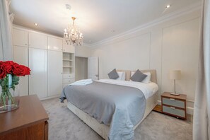 標準開放式客房 | 房內夾萬、熨斗/熨衫板、免費嬰兒床、免費 Wi-Fi