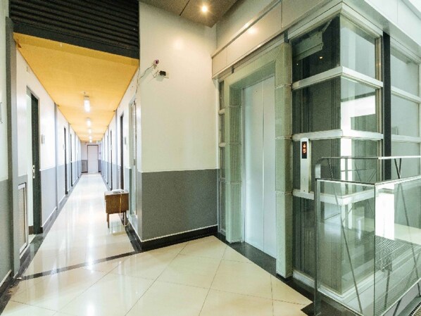 Interior detail - RedDoorz Plus @ Banawe Quezon City Weekly Stay (Quezon City)