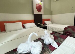 Superior Suite | Desk, free WiFi, bed sheets -  JQ Suria Hotel (Ipoh)