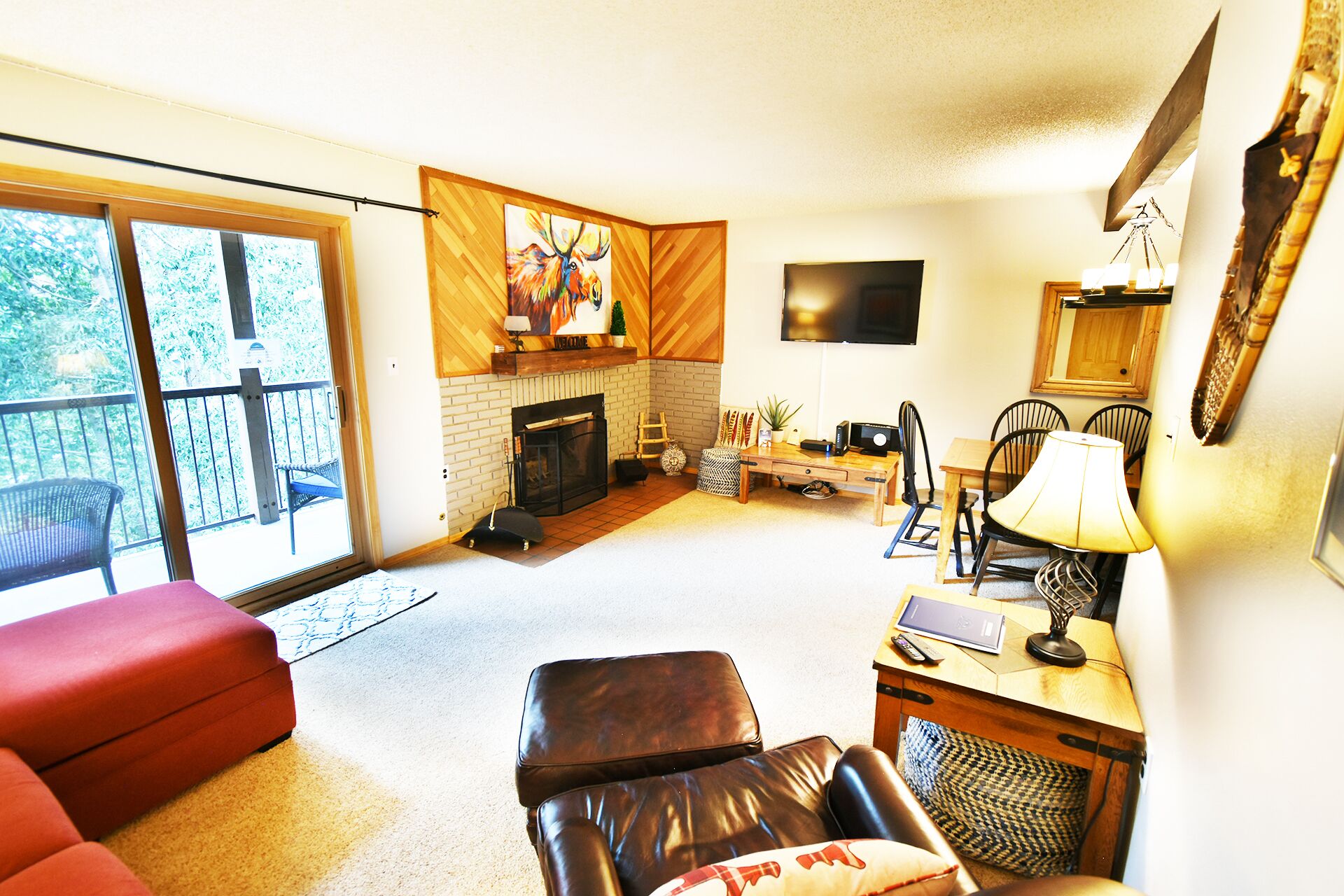 Walk/Shuttle to Keystone, Activities, Dining, Shops, Events. HOA Hot Tub