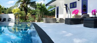 Phuket Gay Home Stay - Caters to Men