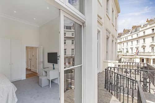 Executive Apartment, 2 Bedrooms with Balcony | Balcony