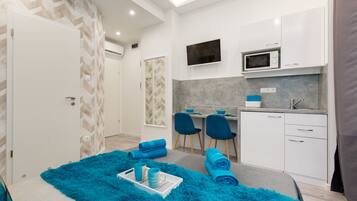 Deluxe-Studio | Schallisolierte Zimmer, Bügeleisen/Bügelbrett, kostenloses WLAN